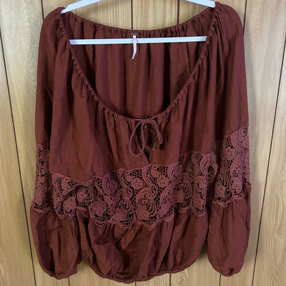 Free People Gotta love it Crochet Peasant Top